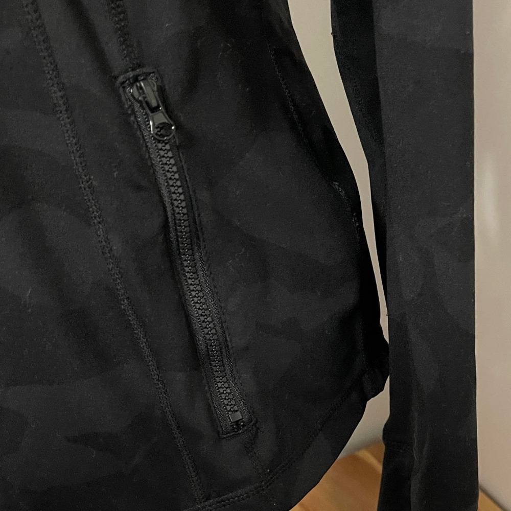 90 Degree By Reflex Black Camo Activewear Jacket - Picture 3 of 6